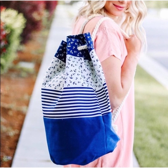 Blossom Boutique Handbags - 1 LEFT! Nautical Navy Ivory Beach Bucket Bag Tote Vacation Bag
